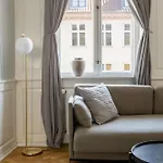 Large Apartment With Canal View In Central Cph City
